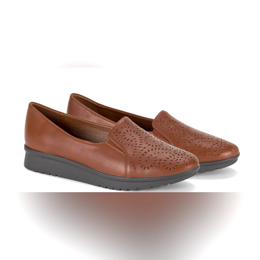 NWOT Amry Slip On Loafer